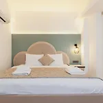 Kalkan Suites Hotel 4* カルカン
