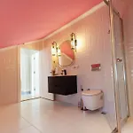 Kalkan Suites Hotel アパートホテル カルカン