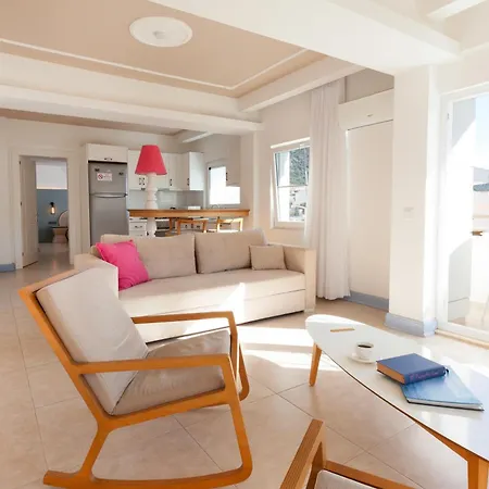 Kalkan Suites Hotel Aparthotel *