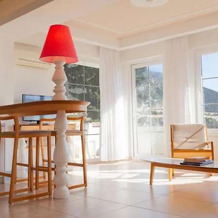 Kalkan Suites Hotel *