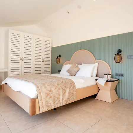 Kalkan Suites Hotel 4* Kalkan