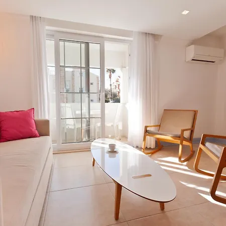 Ξενοδοχείο με διαμερίσματα Kalkan Suites Hotel 4*
