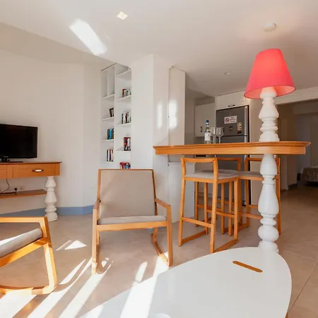 Ξενοδοχείο με διαμερίσματα Kalkan Suites Hotel