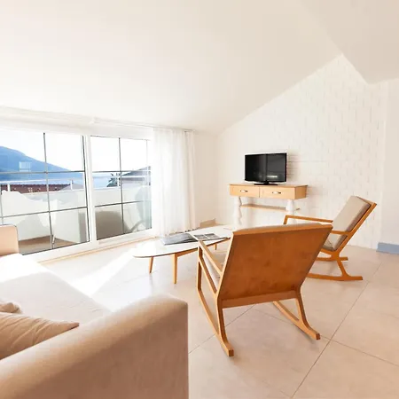 Ξενοδοχείο με διαμερίσματα Kalkan Suites Hotel 4*