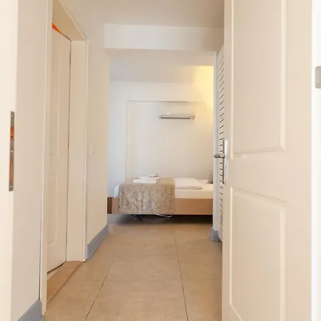 Ξενοδοχείο με διαμερίσματα Kalkan Suites Hotel 4*